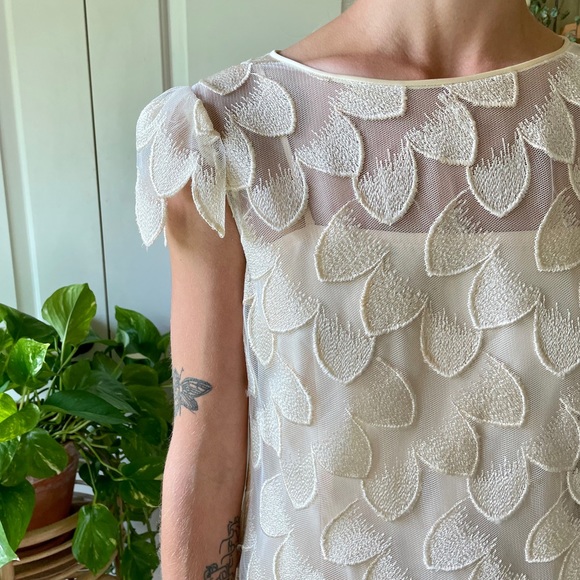 Vintage Ruffled Dress - Picture 9 of 16